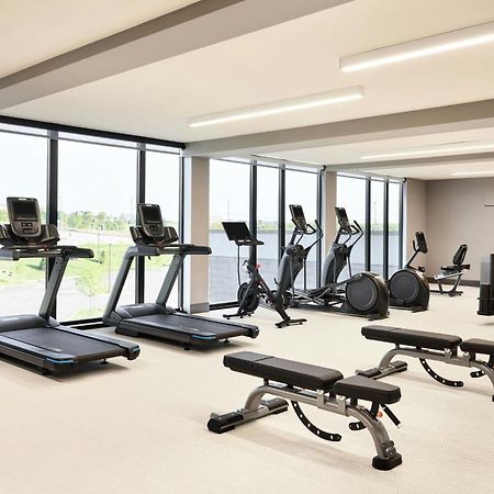 Ac Hotel By Marriott St Louis Честърфийлд Екстериор снимка